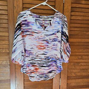 Jennifer Lopez Dolman Sleeve Top Women"s Size Small Colorful Blouse Lightweight